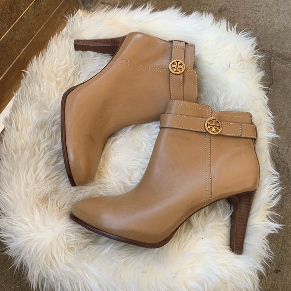 Tory Burch bristol leather bootie - Picture 1 of 10